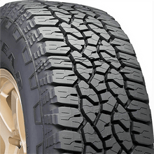 Load image into Gallery viewer, P235/75R15 GOODYEAR TRAILRUNNER A/T BW 105S 580-A-A CAD